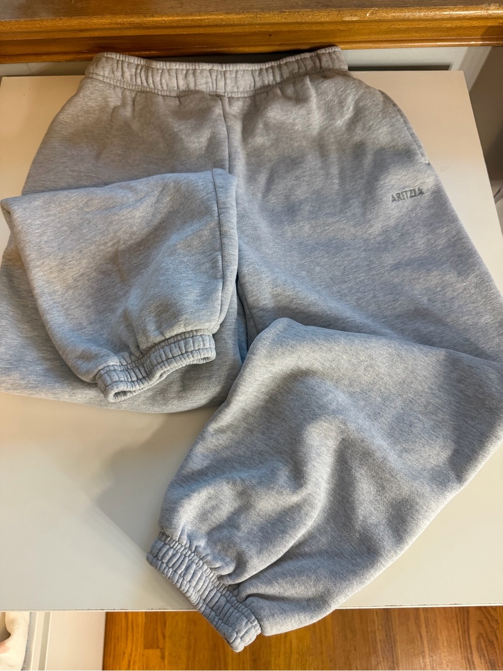Aritzia Cozy Sweatfleece Mega Joggers